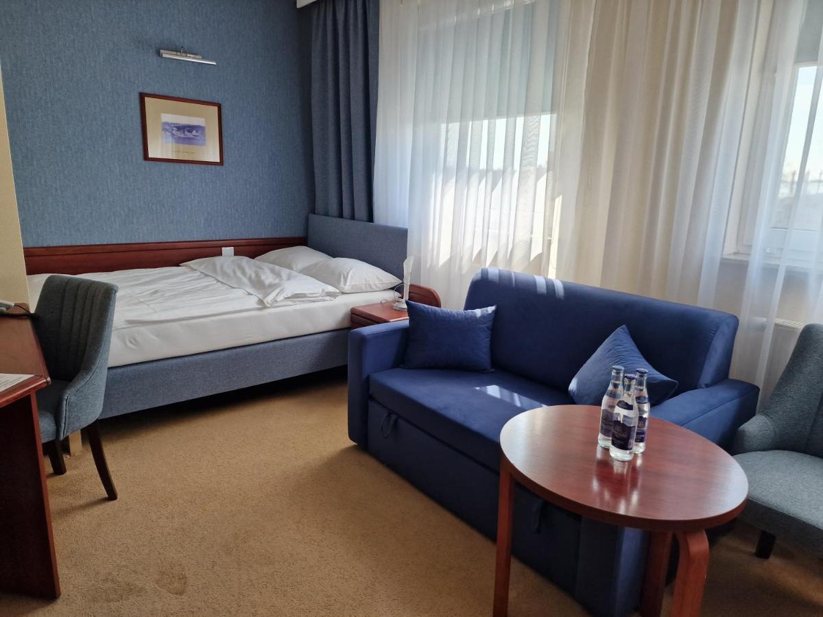 Hotel Polski Mielec Eksteriør billede